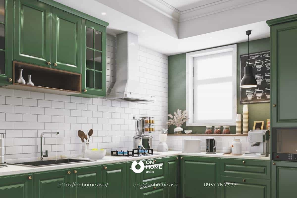 Phòng bếp màu xanh lá kết hợp với màu trắng