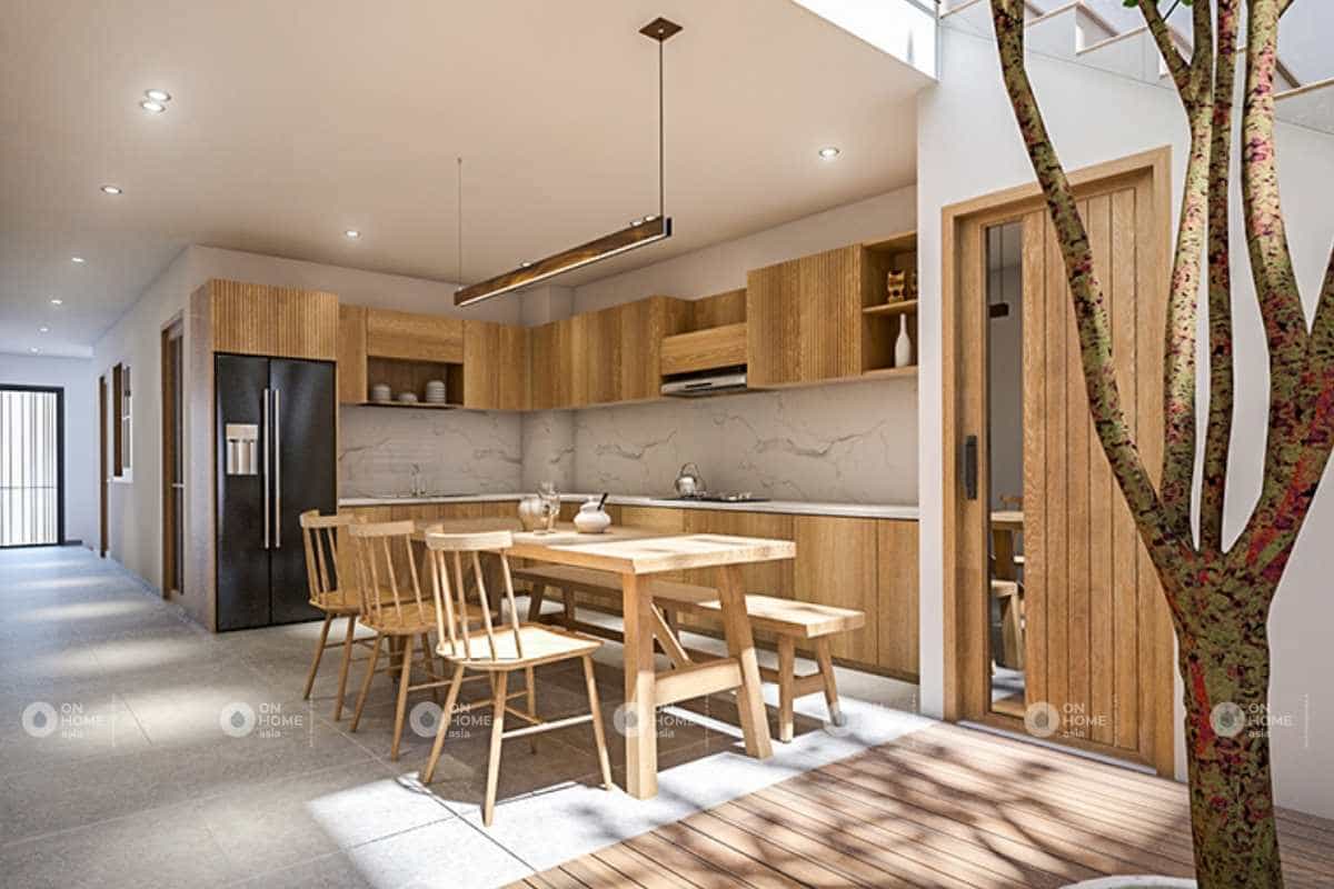 Thiết kế tủ bếp nhà phố 5x20m với gỗ sáng màu